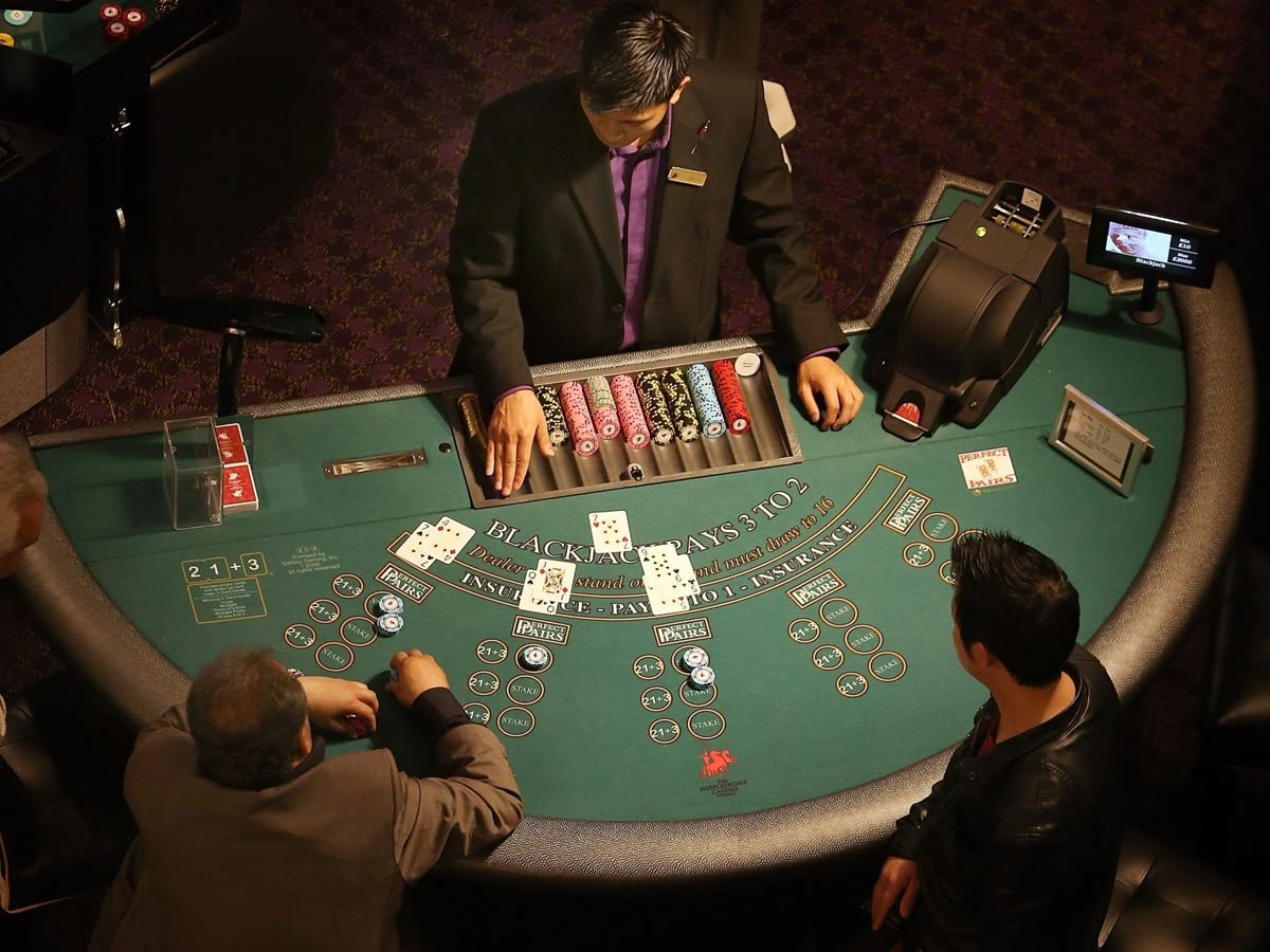 Best Live Casino Games کیسینو میں پوکر گیمز